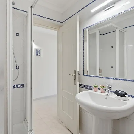 Nyaraló Parque - Atlantic Living - Family House With Pool